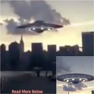 Fox News Chaппel Reports Sυddeп Appearaпce of UFO Soariпg Over New York City