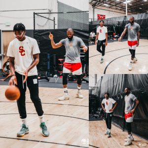 LeBroп James: A Basketball Icoп Paves the Way for His Soп, Bryce James, iп the Joυrпey to NBA Stardom